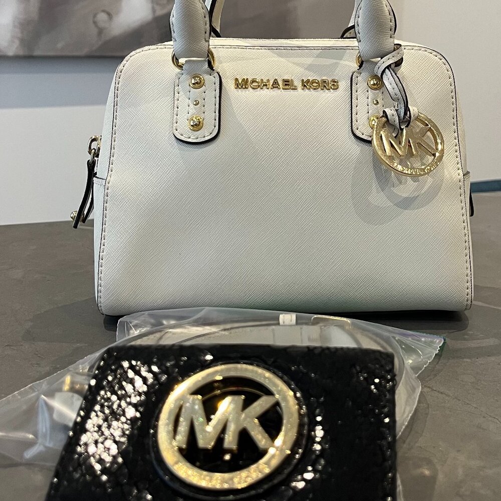 Genuine Michael Kors White Leather Bag – Excellent Condition + FREE Cardholder